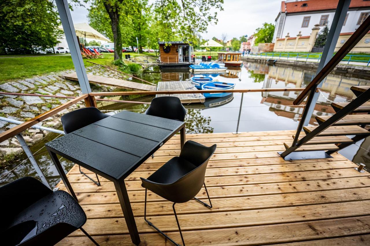 Rezidence Malse - Unikatni Apartmany Na Vode Ческе-Будеёвице Экстерьер фото
