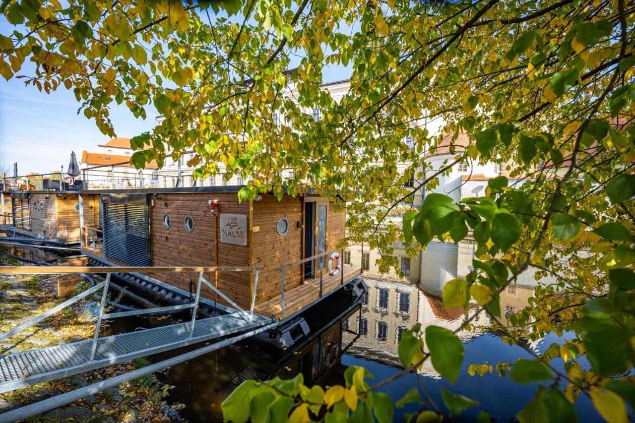 Rezidence Malse - Unikatni Apartmany Na Vode Ческе-Будеёвице Экстерьер фото